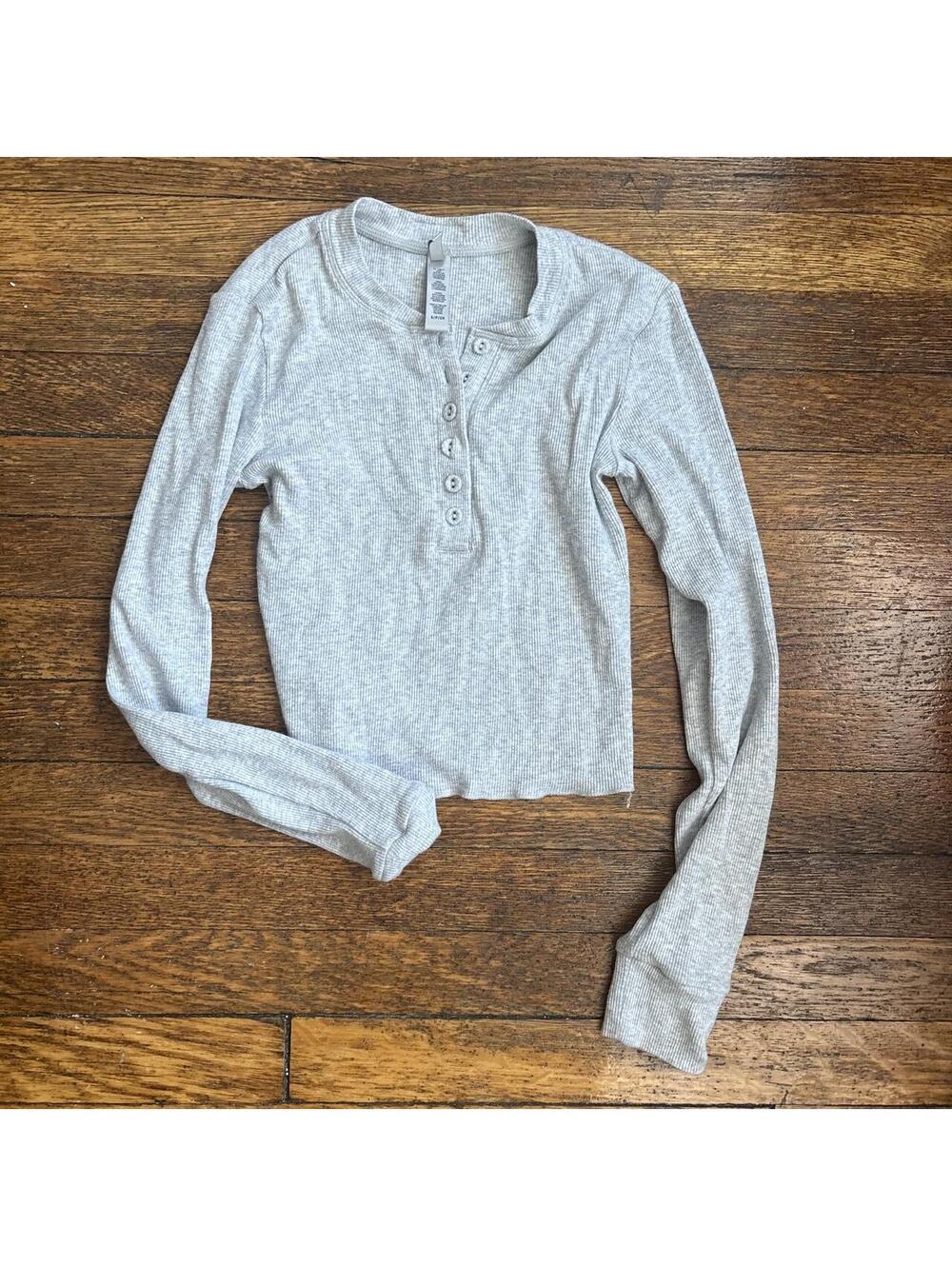 Skims Women's Grey Shirt